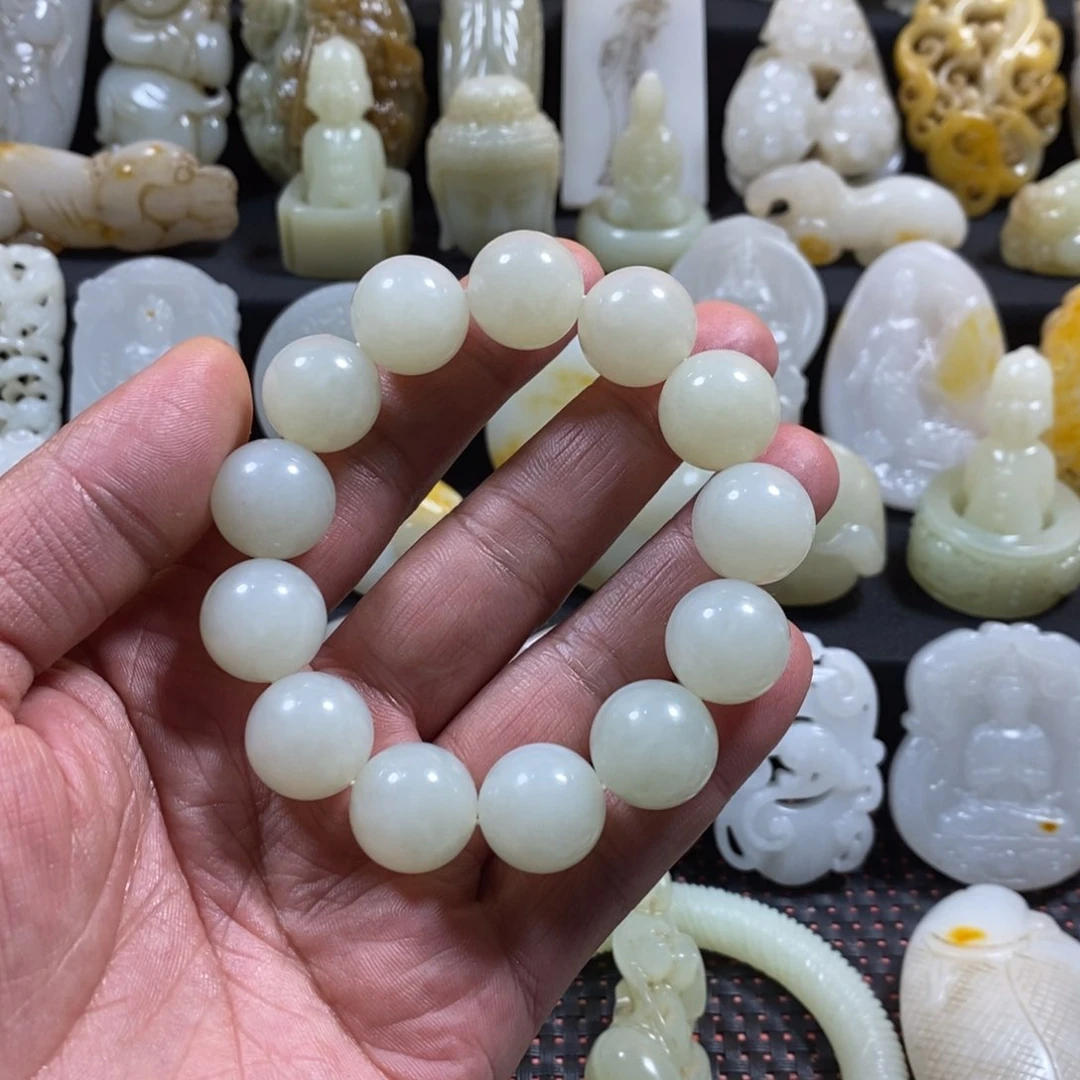 和田玉颈饰未镶嵌