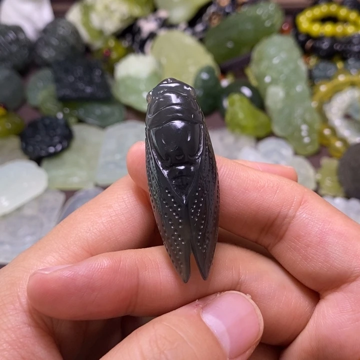 岫玉未镶嵌岫玉颈饰