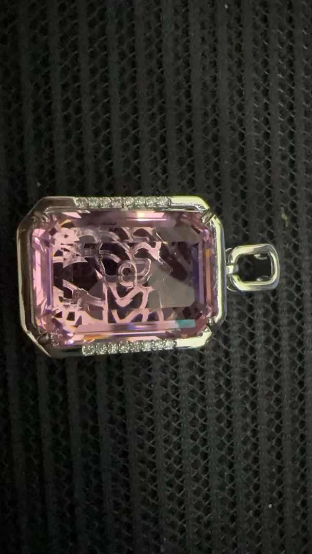 小众设计简单经典吊坠Ht8202