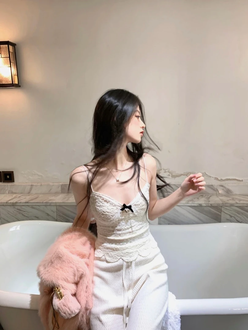 『高质量原版』小香风纯欲蕾丝蝴蝶结爱心桃吊带女秋冬内搭短款上衣