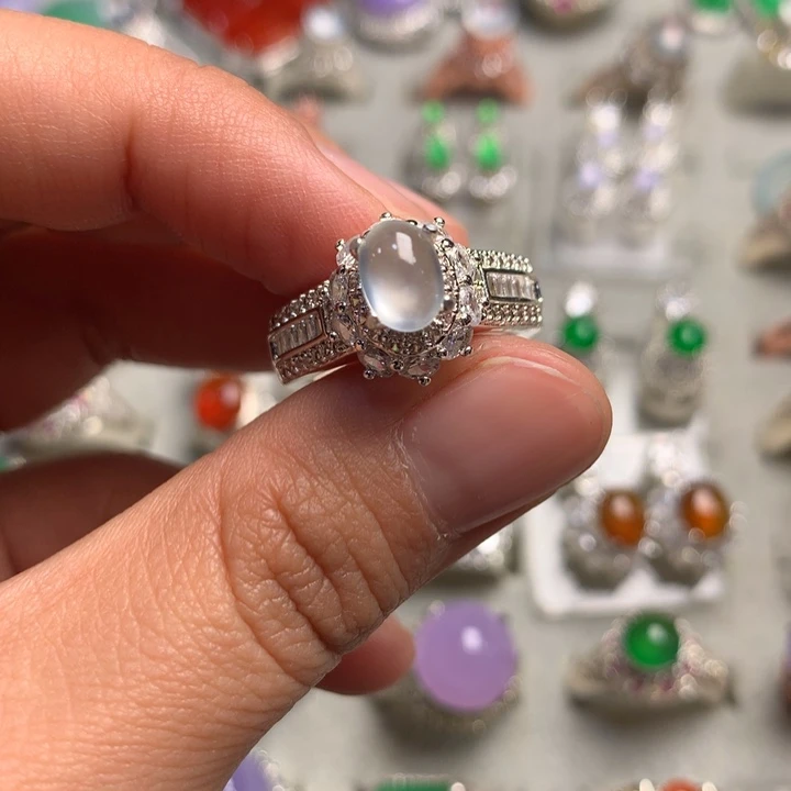 翡翠未镶嵌戒指翡翠