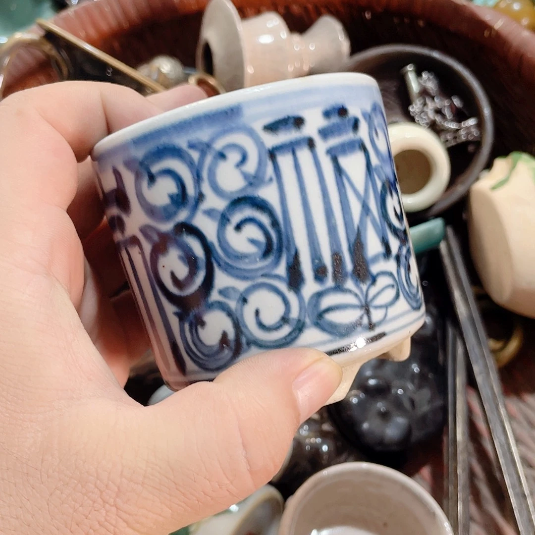 至***當摆件我还以为你是我的朋友