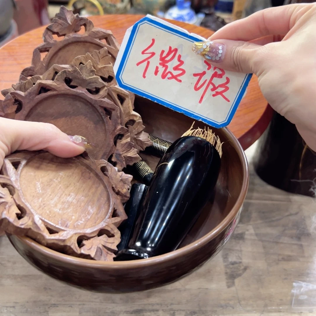 瓷片陶瓷和金属表面涂了