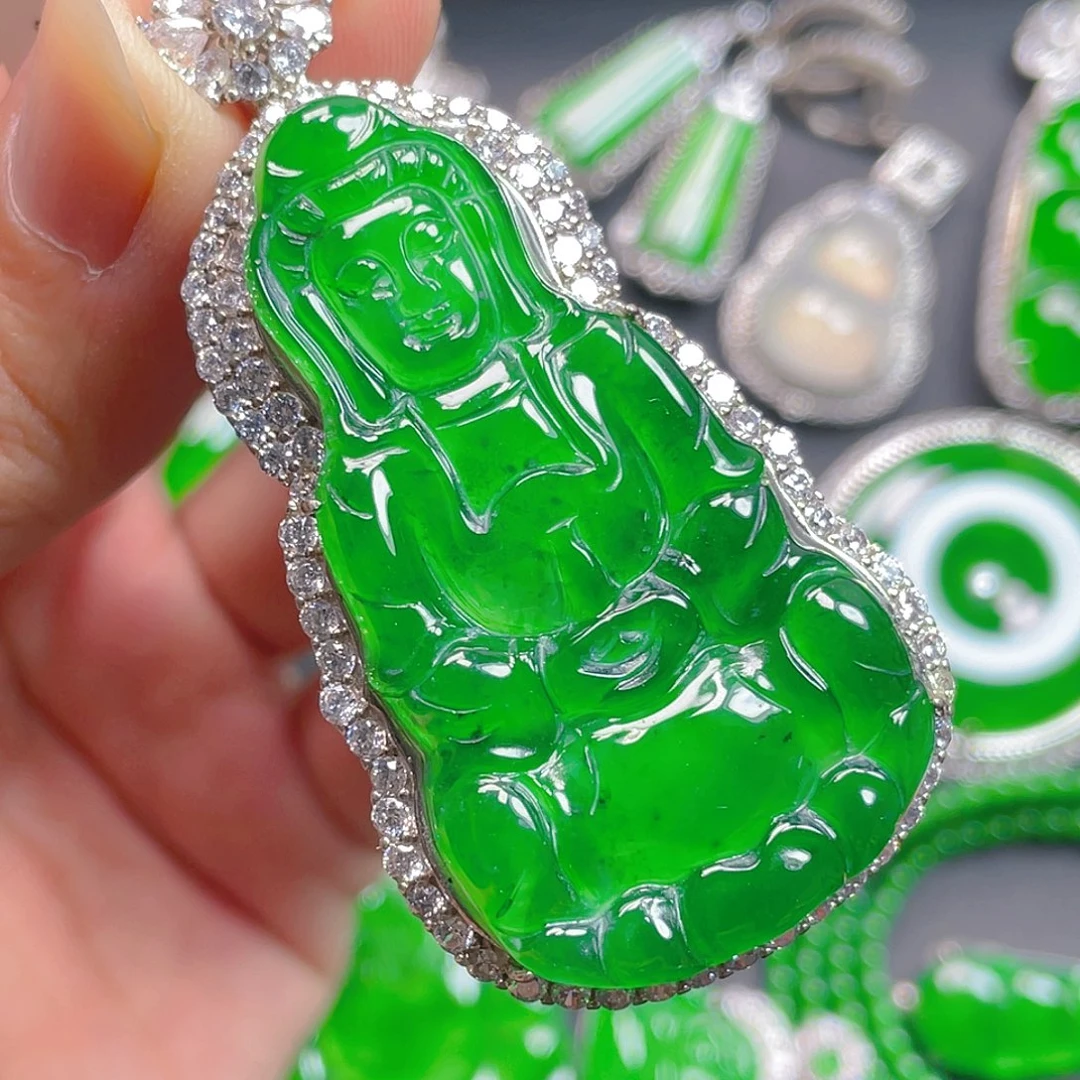 吊坠(不含链)未镶嵌翡翠