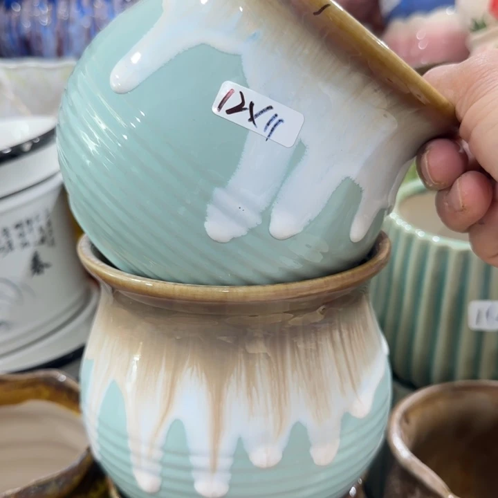 凑9块包邮，有孔花盆