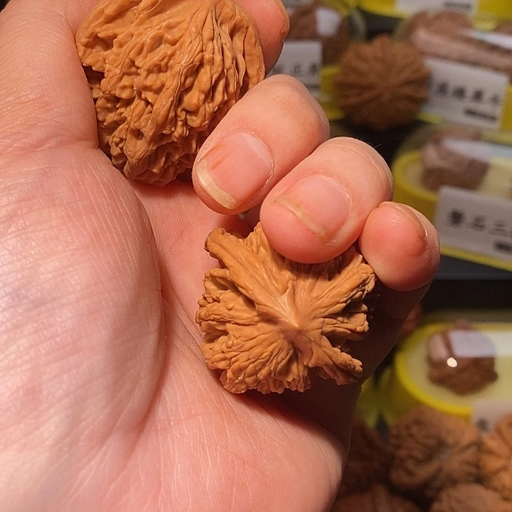 把件文玩核桃42麦穗虎头全品