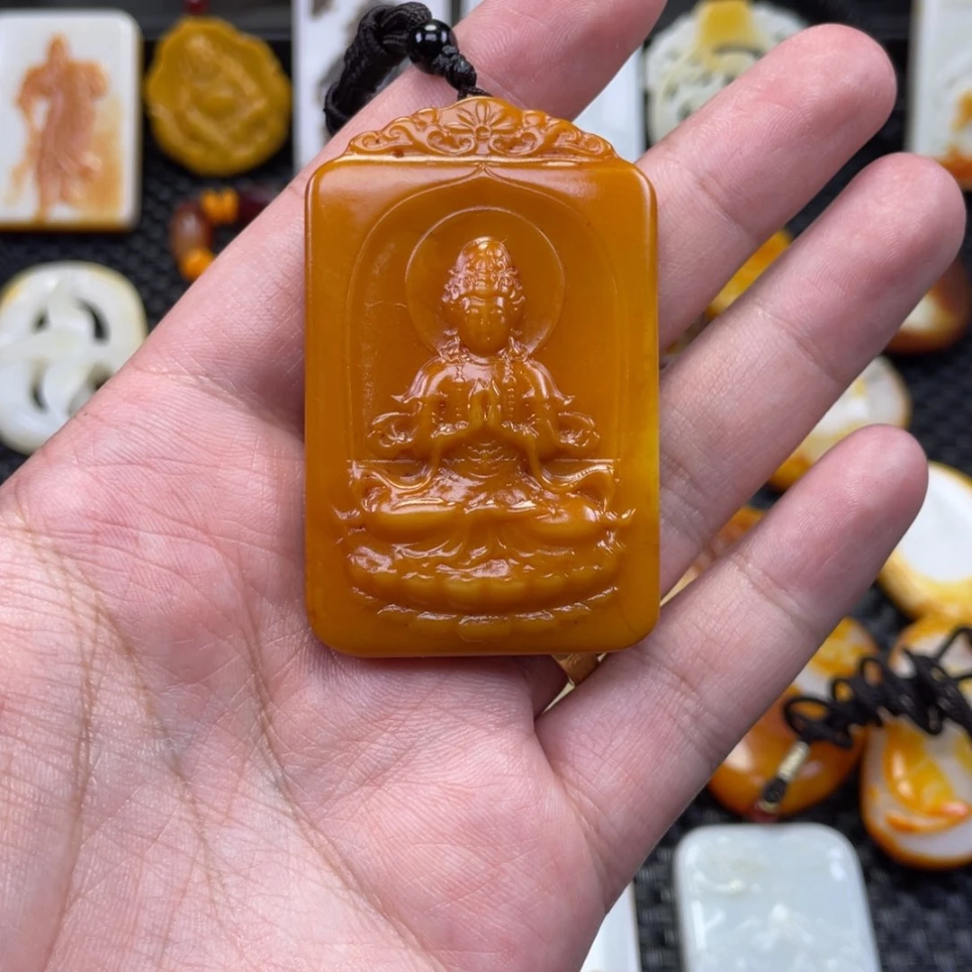 颈饰未镶嵌和田玉阁*