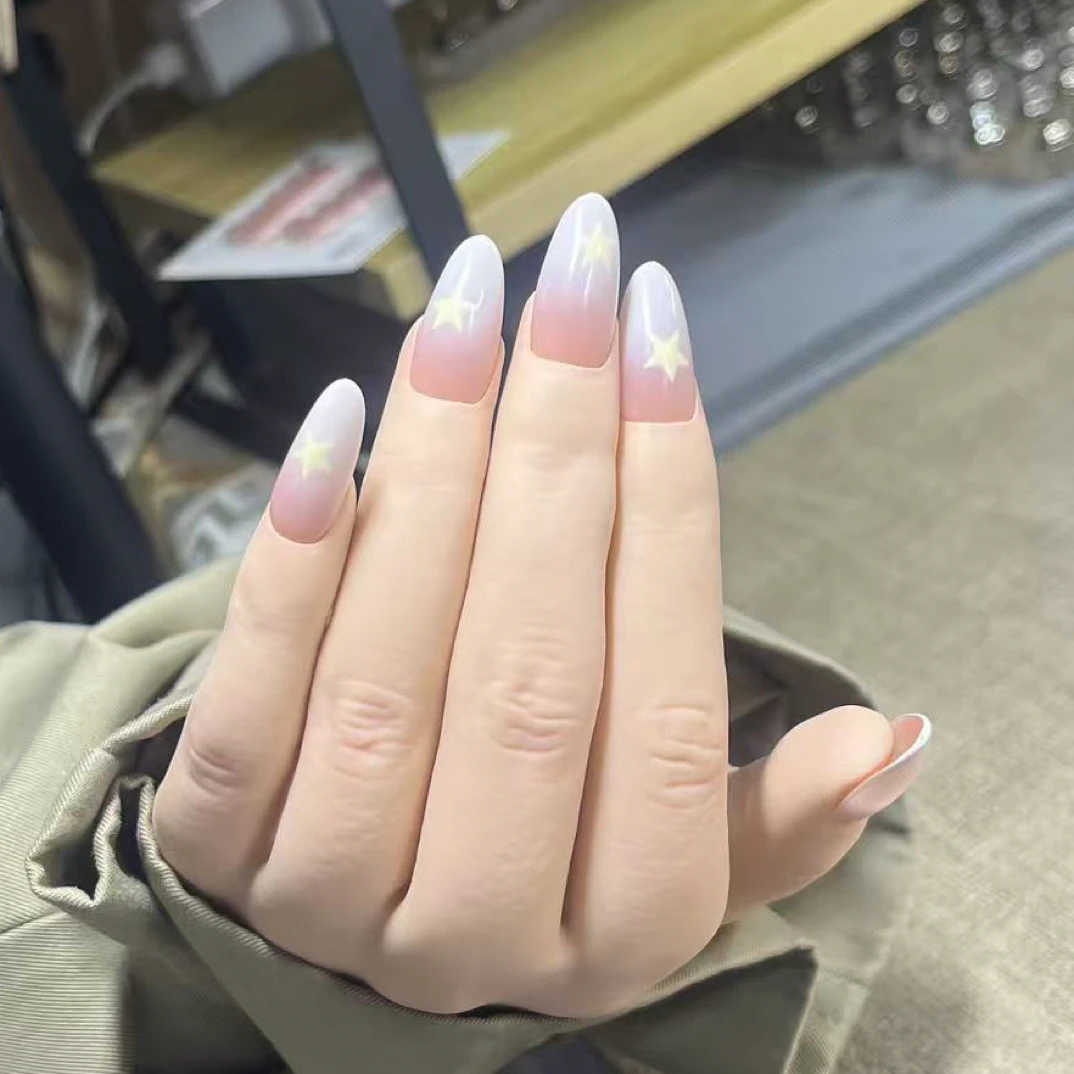 「星梦渐变」拍拍渐变+手绘星星手工穿戴甲