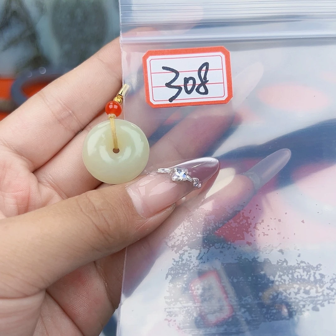 和田玉未镶嵌珠宝半成品