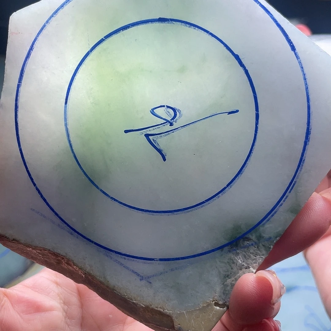 定制翡翠未镶嵌翡翠手镯