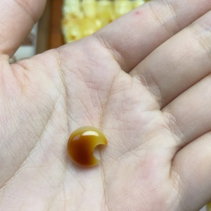 吊坠橄榄核小月亮