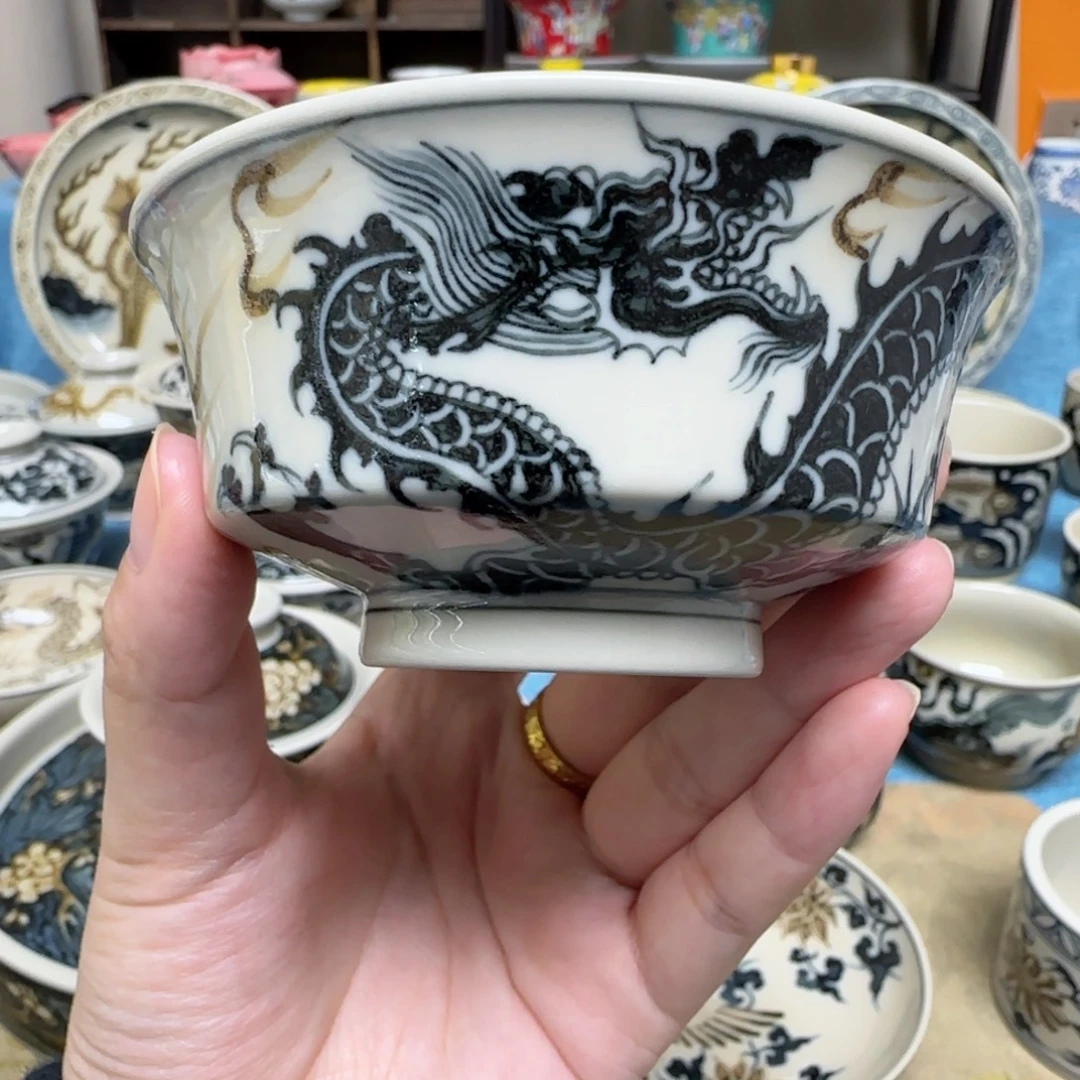 手工手绘景德镇主人杯