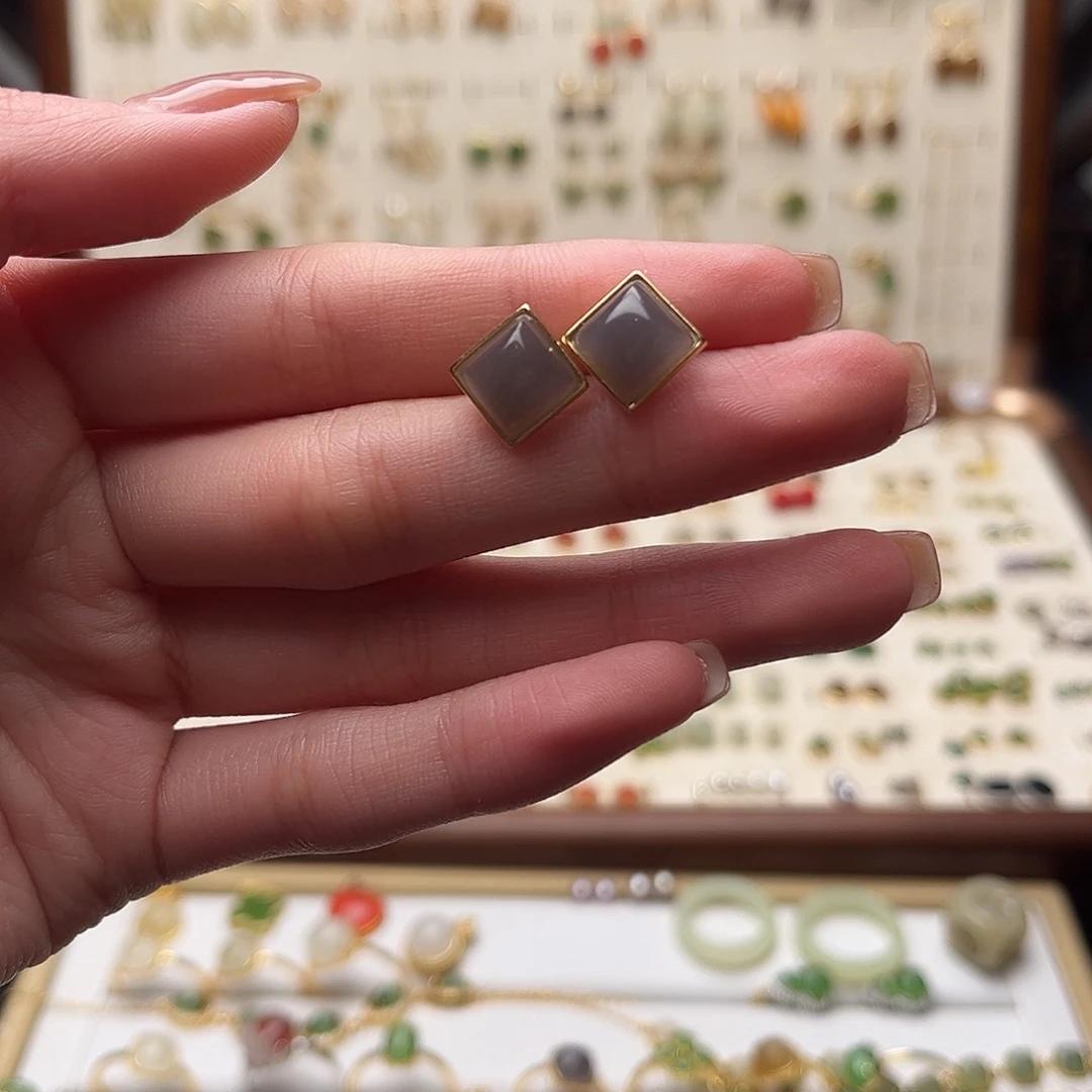 和田玉银S925镀金镶嵌耳饰