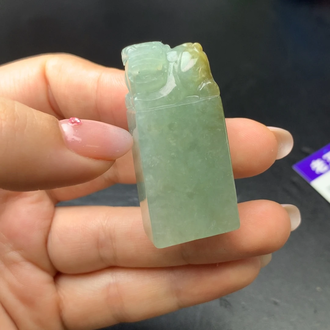 翡翠未镶嵌颈饰翡翠首饰未镶嵌吊坠