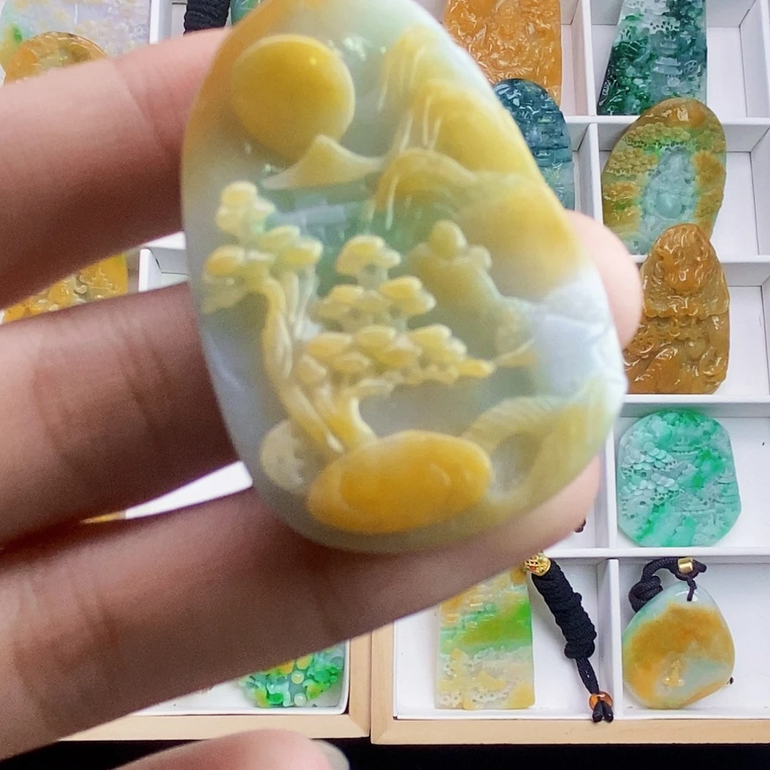 翡翠未镶嵌颈饰天然翡翠