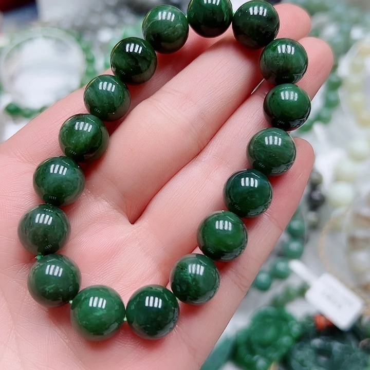 未镶嵌和田玉（碧玉）手链1（卡12）