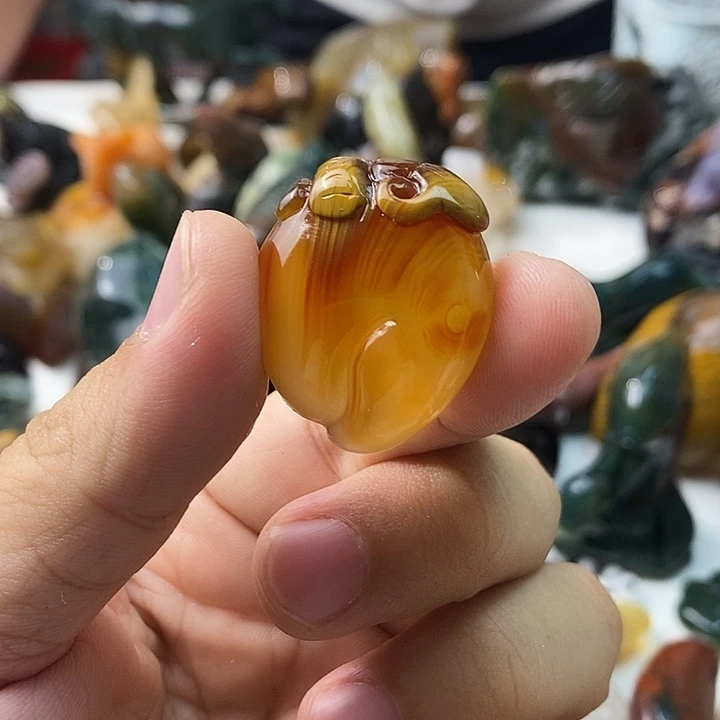 合金颈饰玛瑙/玉髓