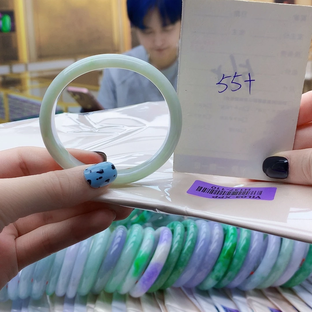 翡翠未镶嵌手镯hhh