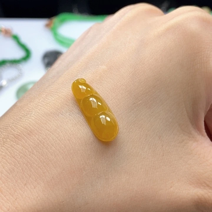 吊坠(不含链)未镶嵌翡翠福豆
