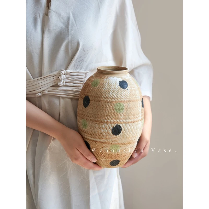 周周波点侘寂风花瓶中古花瓶摆件家居软装饰品陶瓷花器新中式