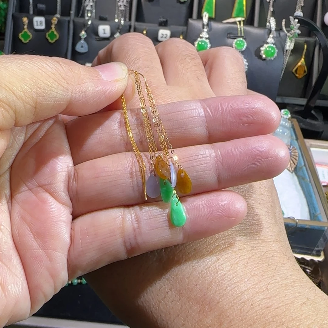 翡翠18K金镶嵌颈饰耳线