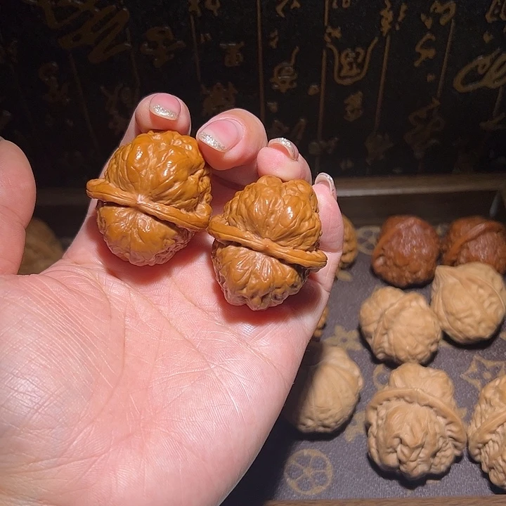 文玩核桃蛤蟆头37