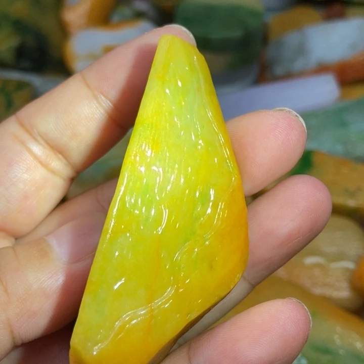 翡翠挂件未镶嵌缅甸翡翠