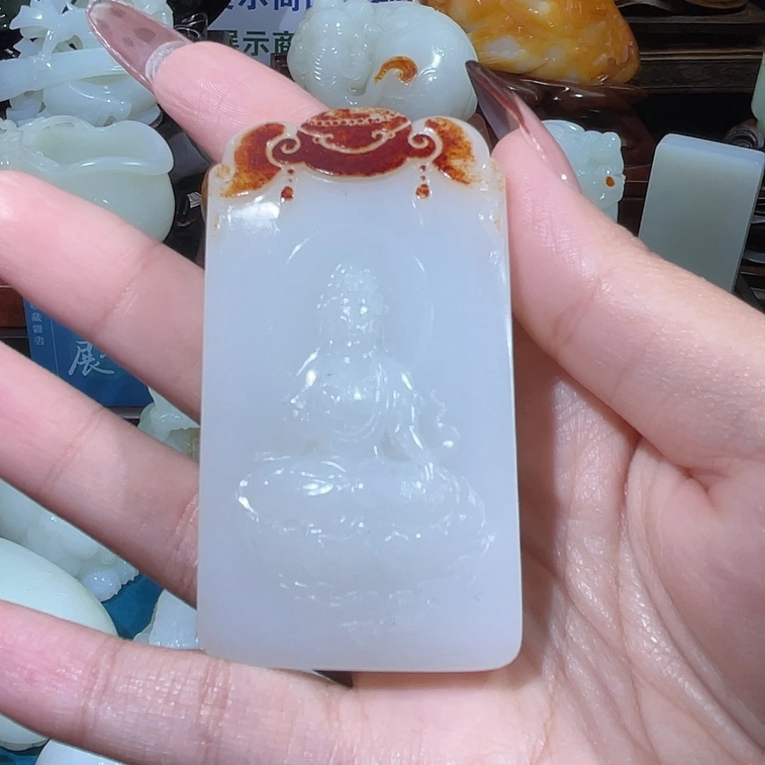 颈饰未镶嵌和田玉（糖玉）