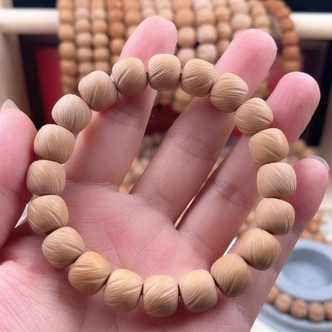 猴头核桃吊坠王*土全品云锦