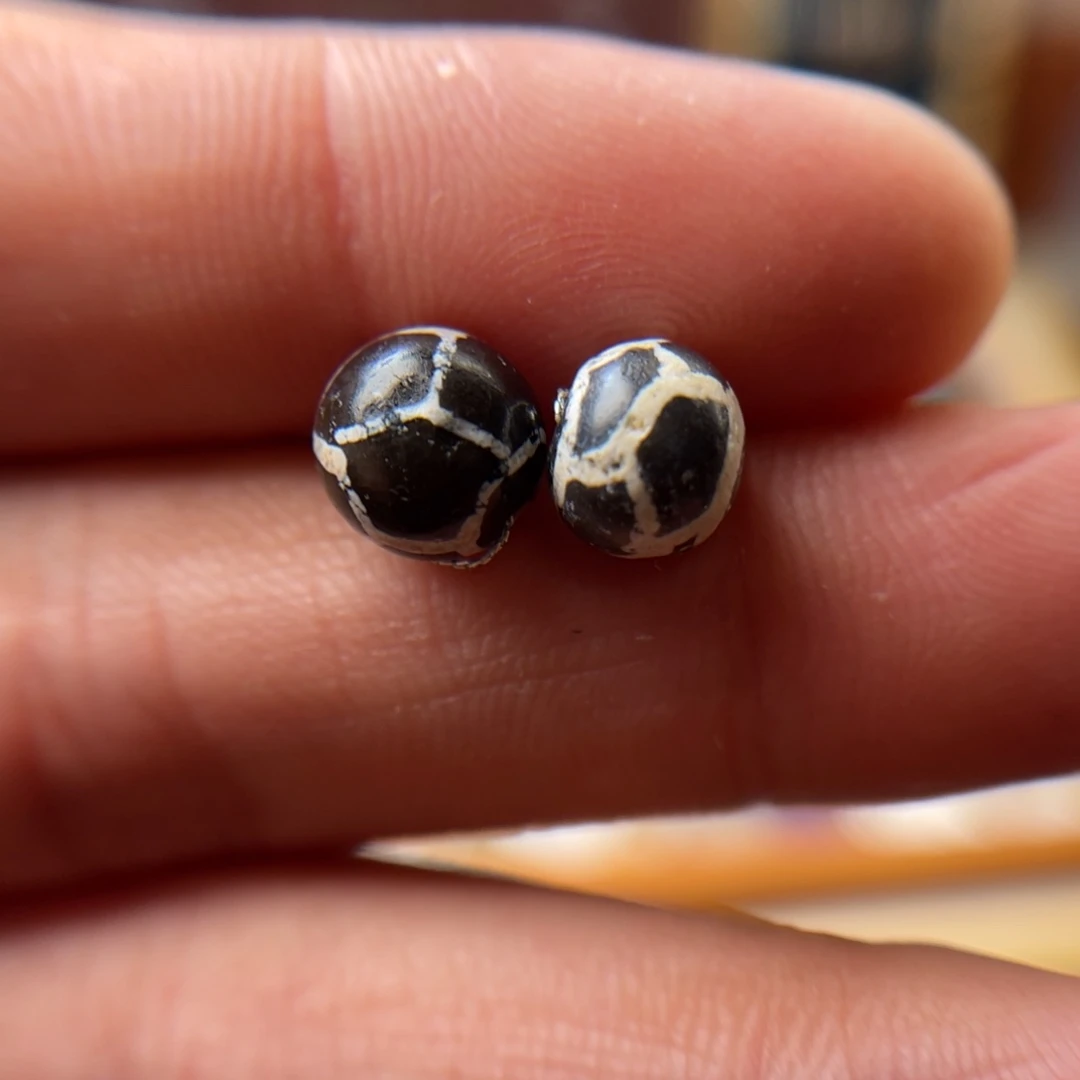 石英质玉未镶嵌吊坠(不含链)罗****）