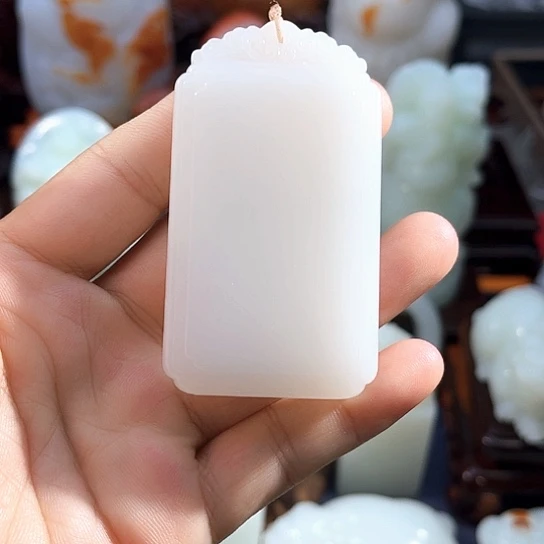 未镶嵌和田玉把件
