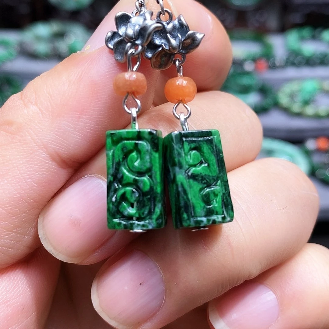 银S925镶嵌翡翠耳饰漂亮美眉