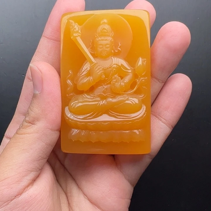 石英质玉（黄龙玉）未镶嵌颈饰