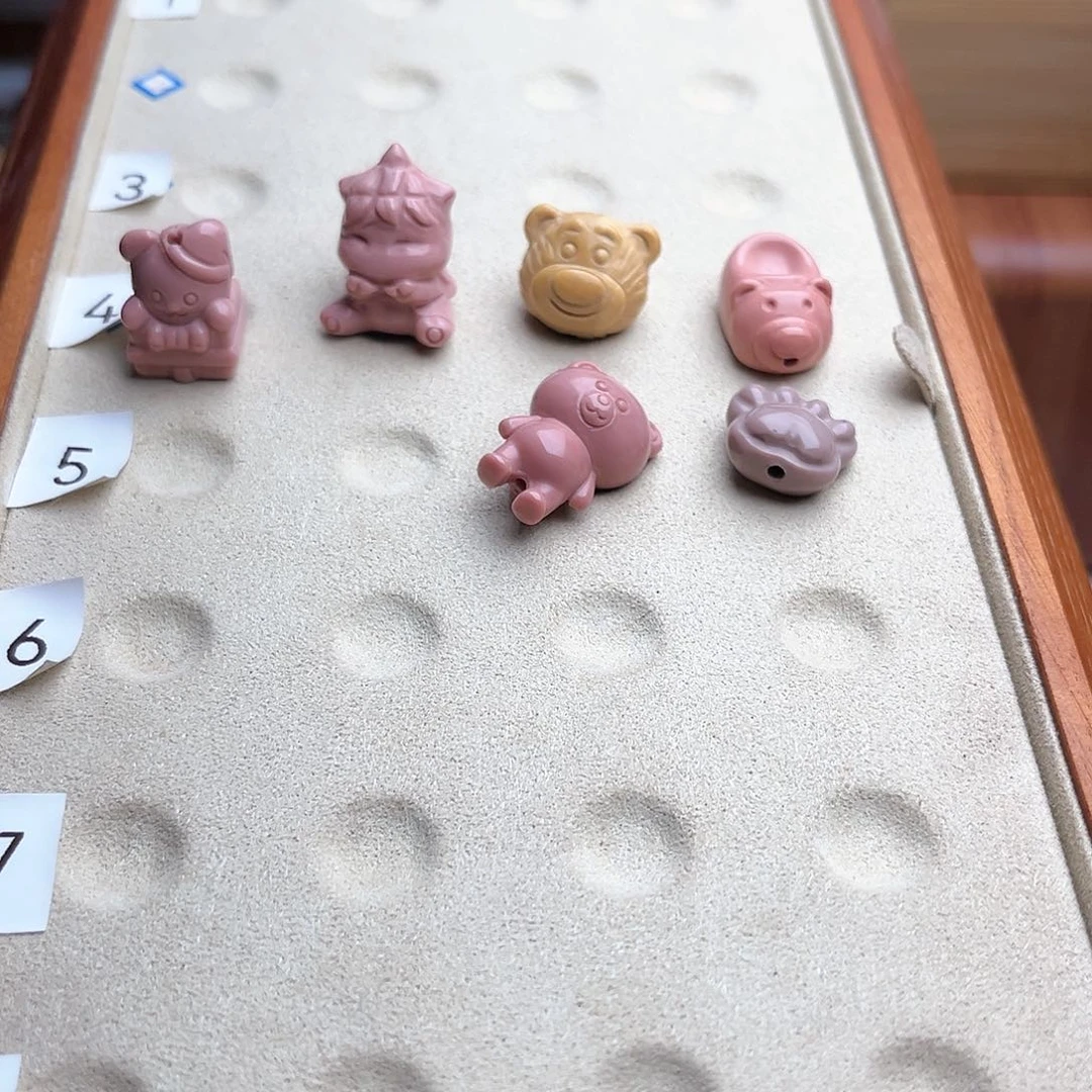 石英质玉6个雕刻件未镶嵌C****y