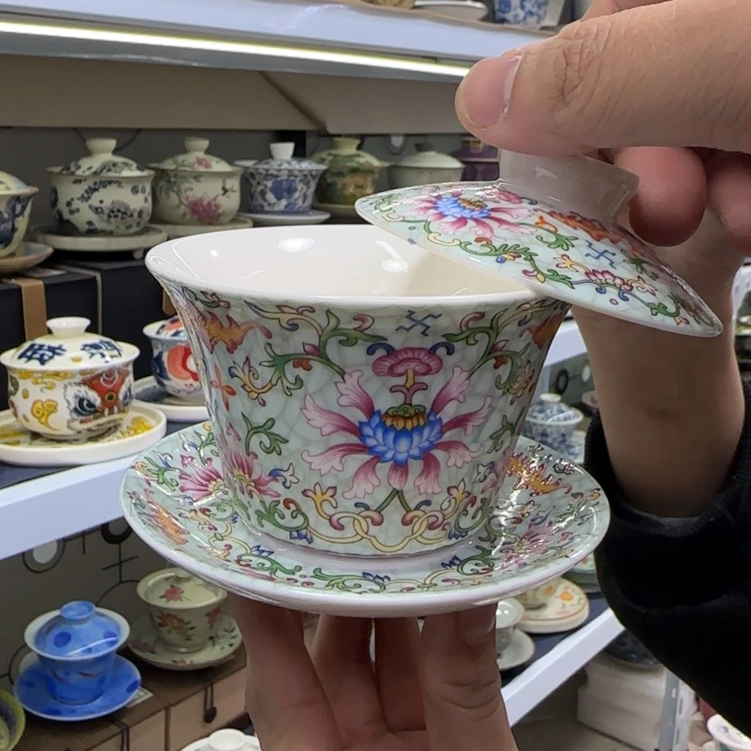 高温下的高温天气使其