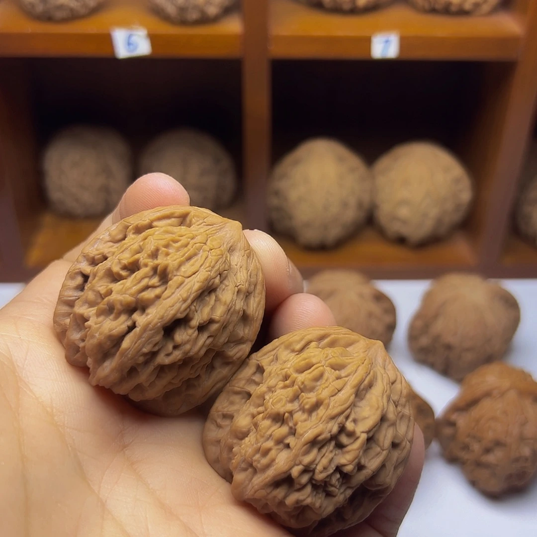 桃核吊坠39尺全品麦穗虎头