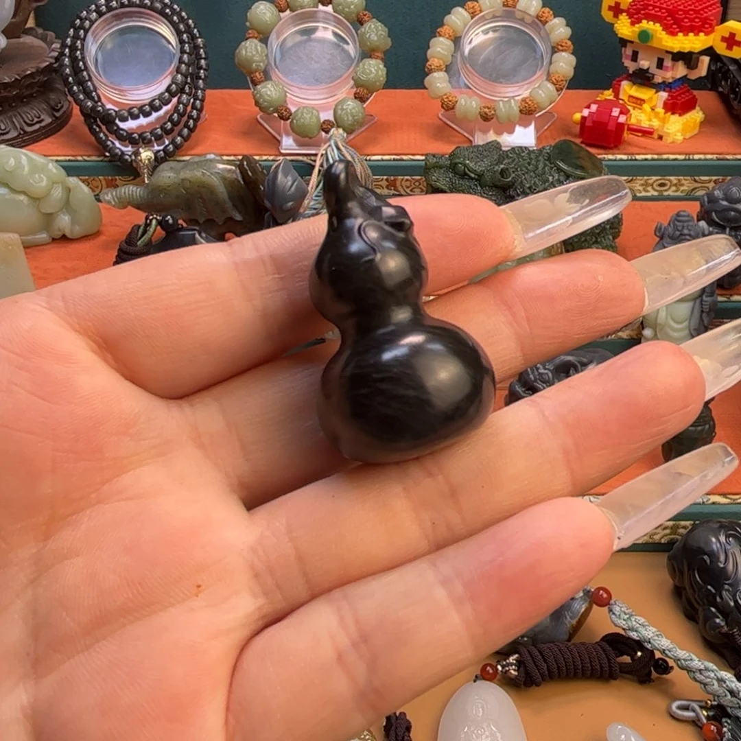 未镶嵌和田玉挂件