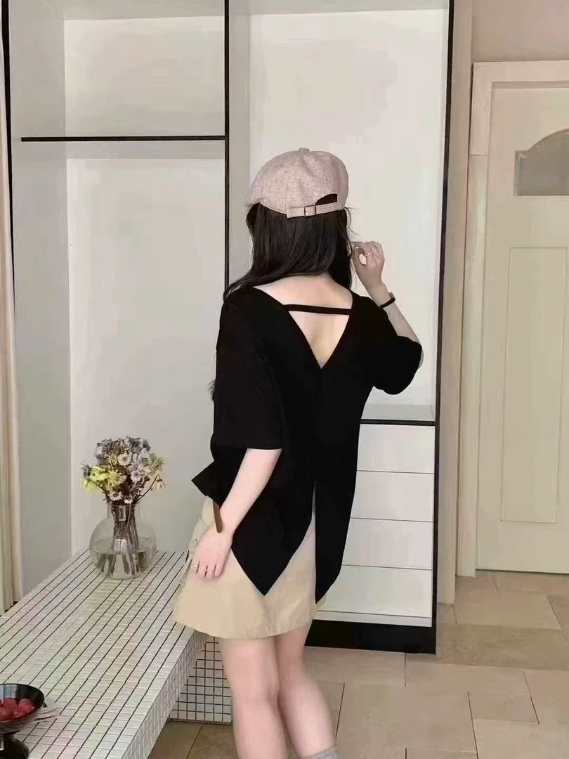 韩版夏季超薄条纹雪花棉设计款后开叉圆领短袖