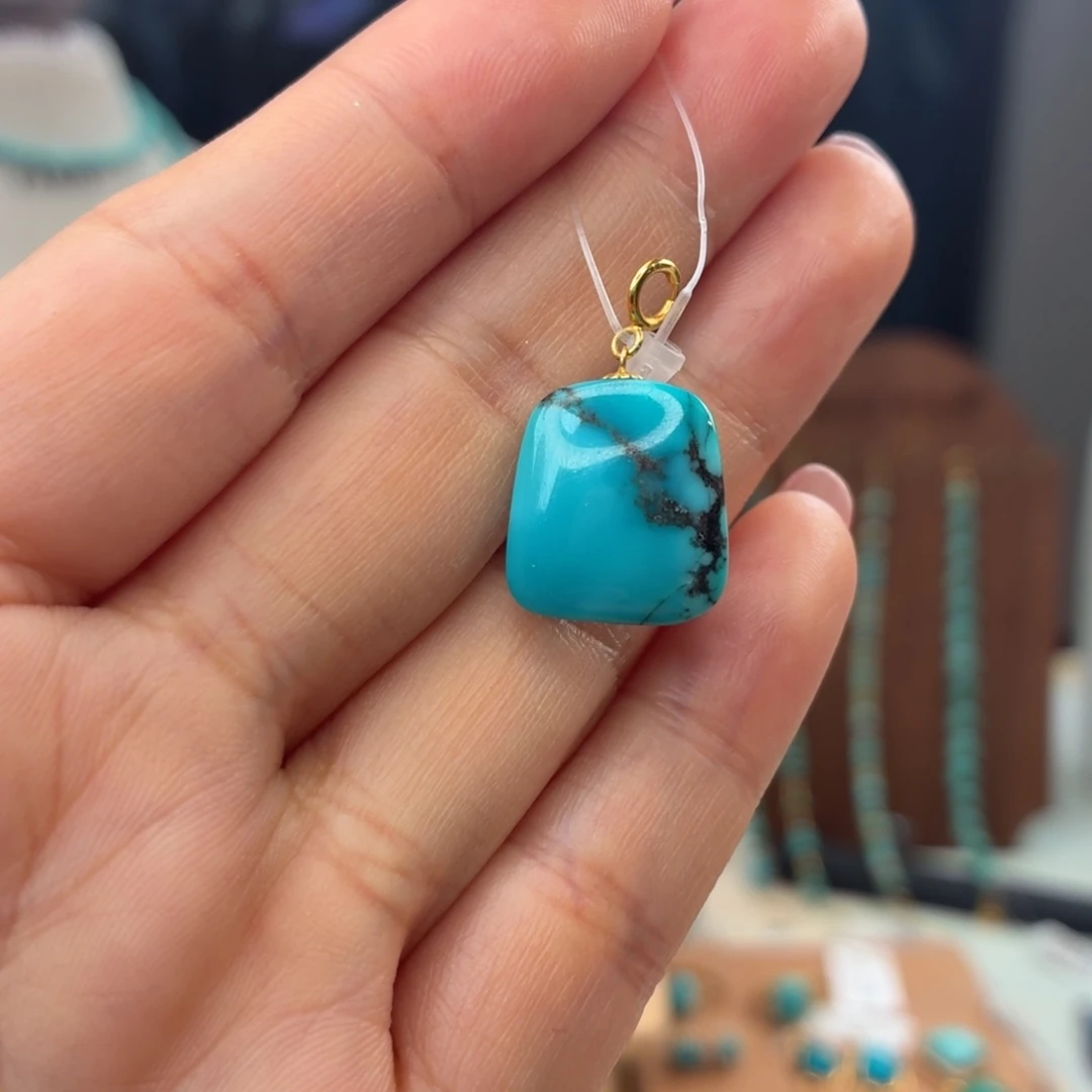 绿松石18K金镶嵌颈饰