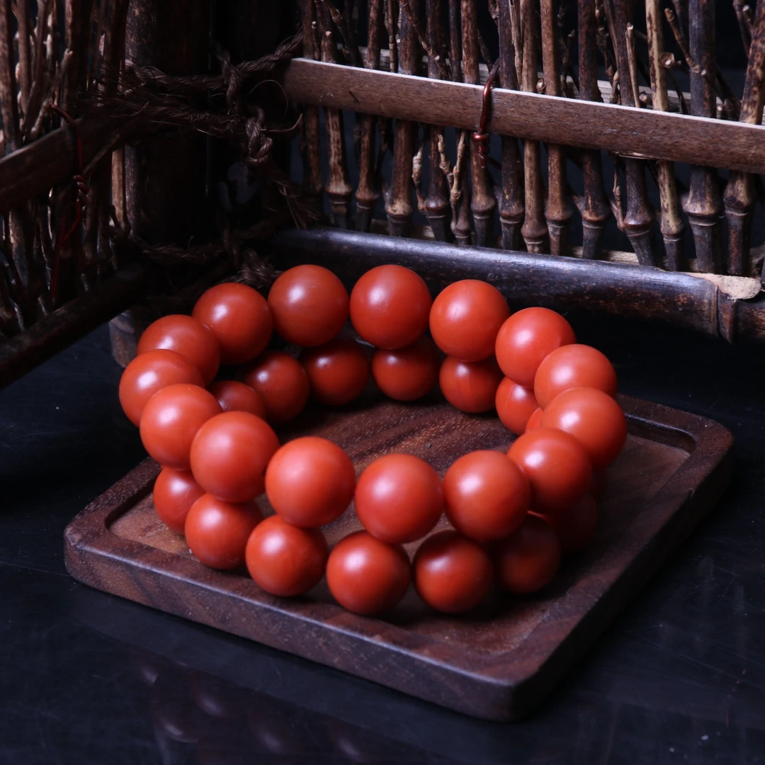 【石语珠宝】保山滴水洞南红玛瑙13mm左右圆珠手串一条N447