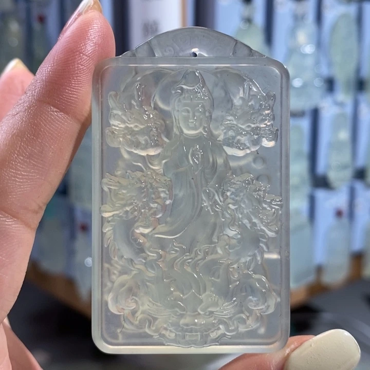 岫玉未镶嵌颈饰吊坠