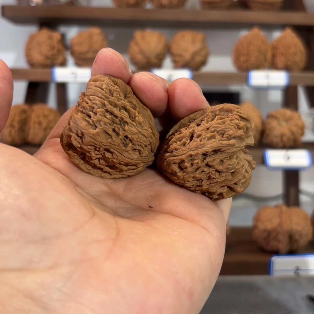 文玩核桃吊坠37/41天残脚南疆石