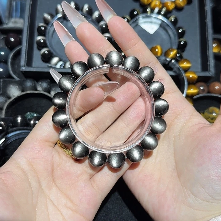 K***a黑曜岩未镶嵌手链