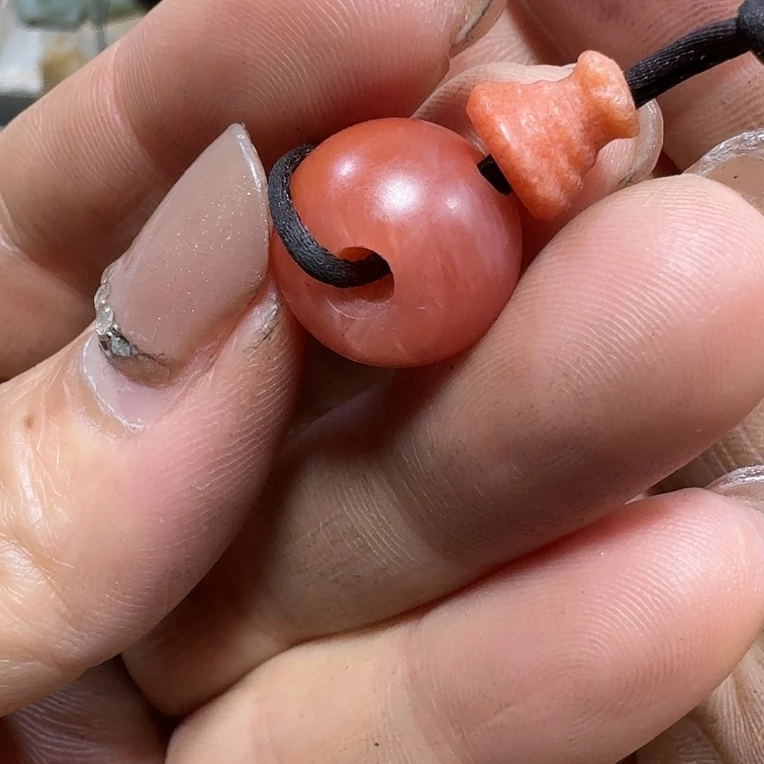 南红玛瑙车挂未镶嵌