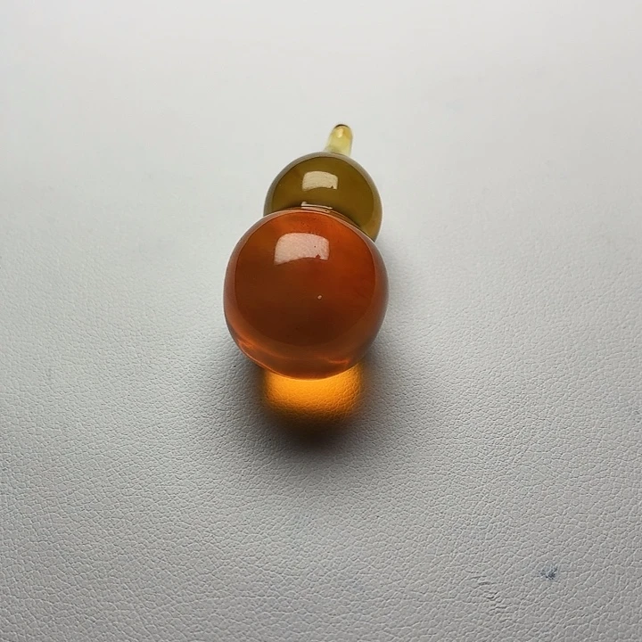 琥珀未镶嵌颈饰，、