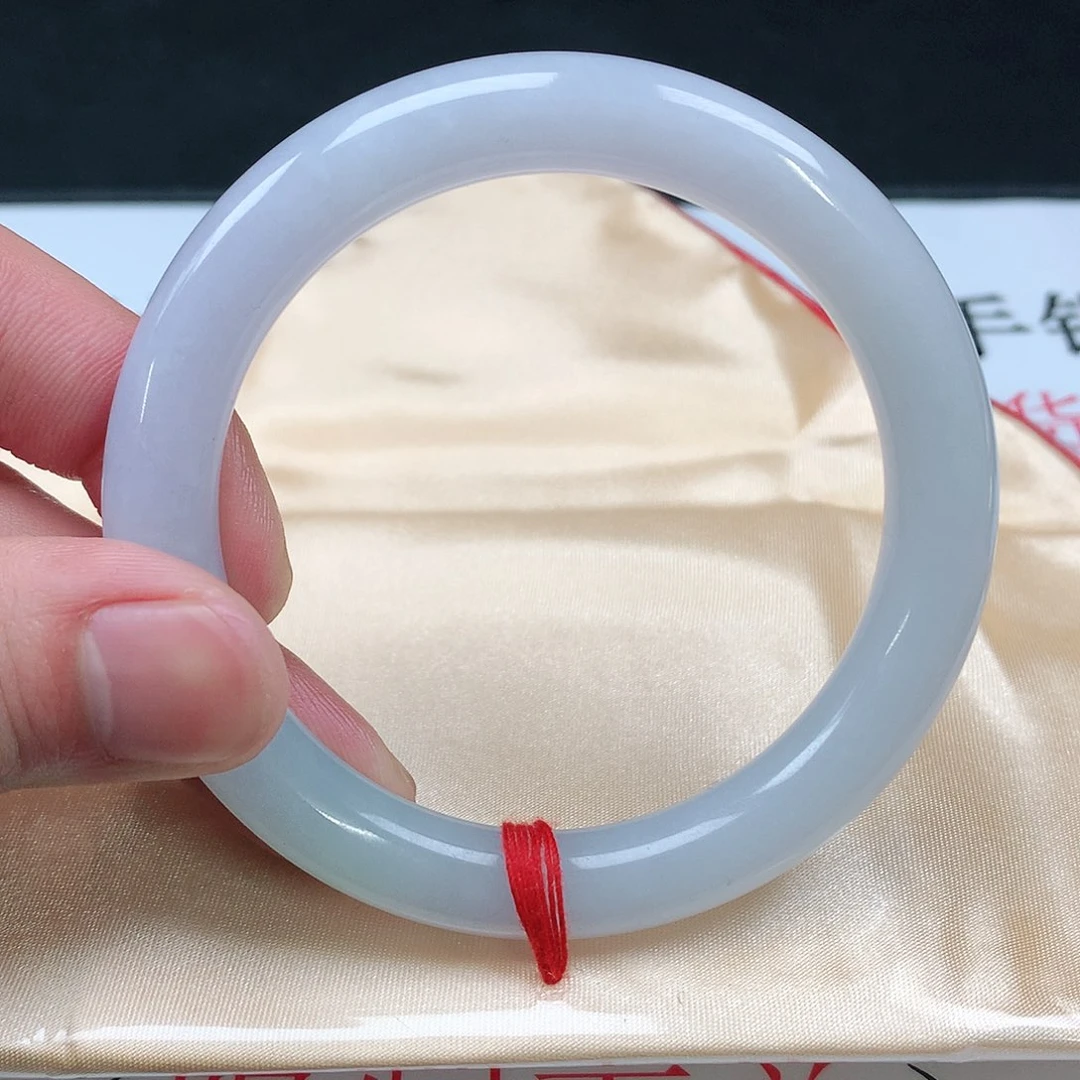 翡翠手镯未镶嵌圈57