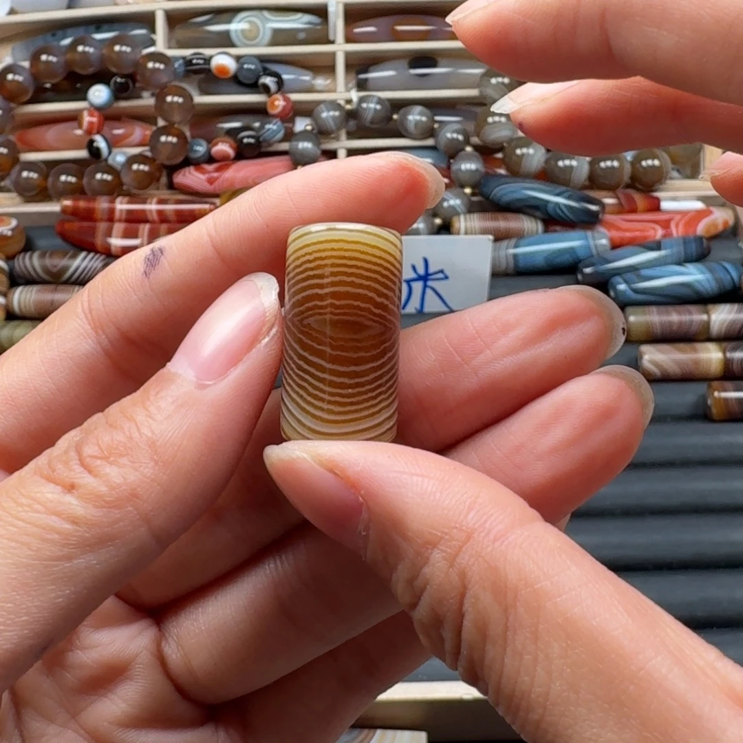 善***得玛瑙/玉髓未镶嵌颈饰