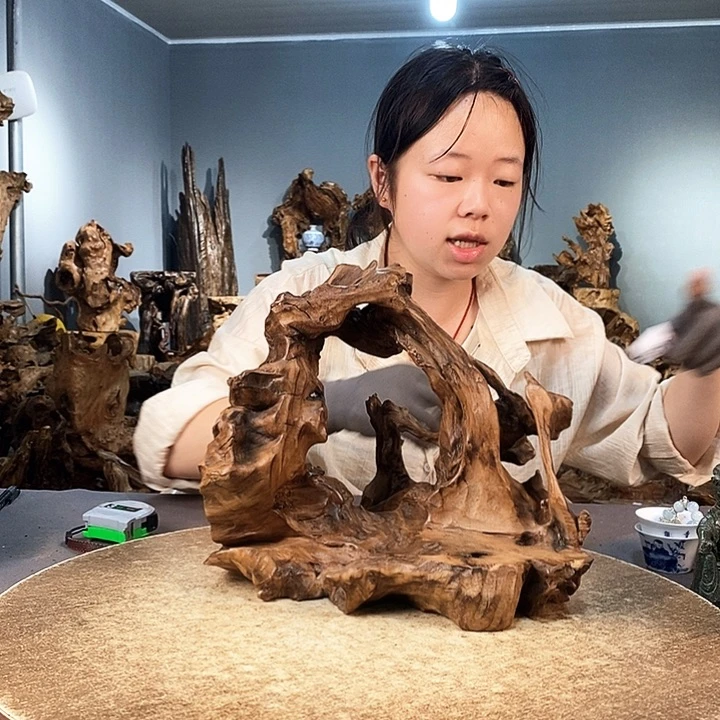 茶盏艺*堂432株木随行的小根艺