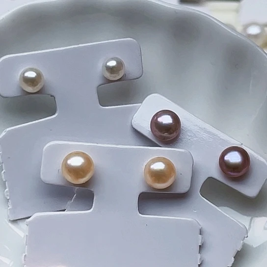 未镶嵌淡水珍珠耳饰