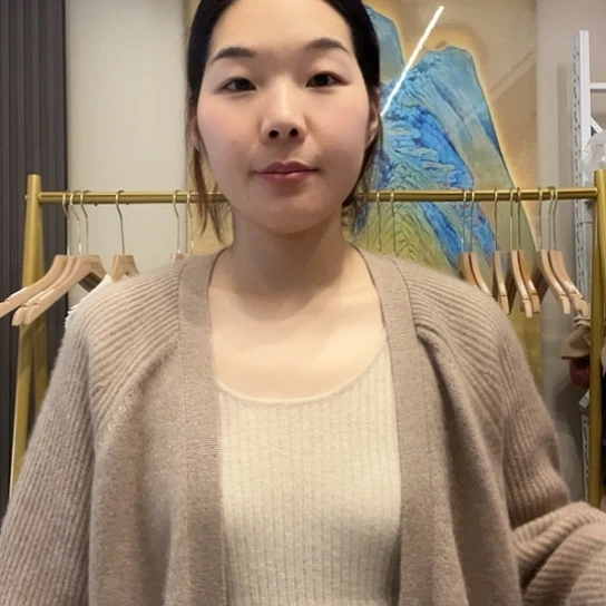 驼色长款开衫外套